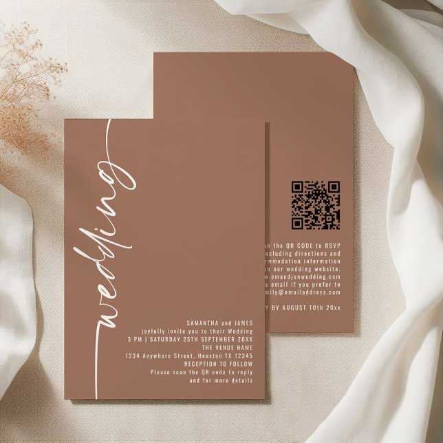 Kalligrafi QR kod Soft Brown Bröllop Inbjudningar (Front and back view)