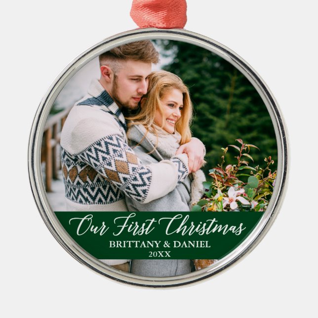 Kalligrafi vår första julpar Grönt Julgransprydnad Metall (Framsidan)