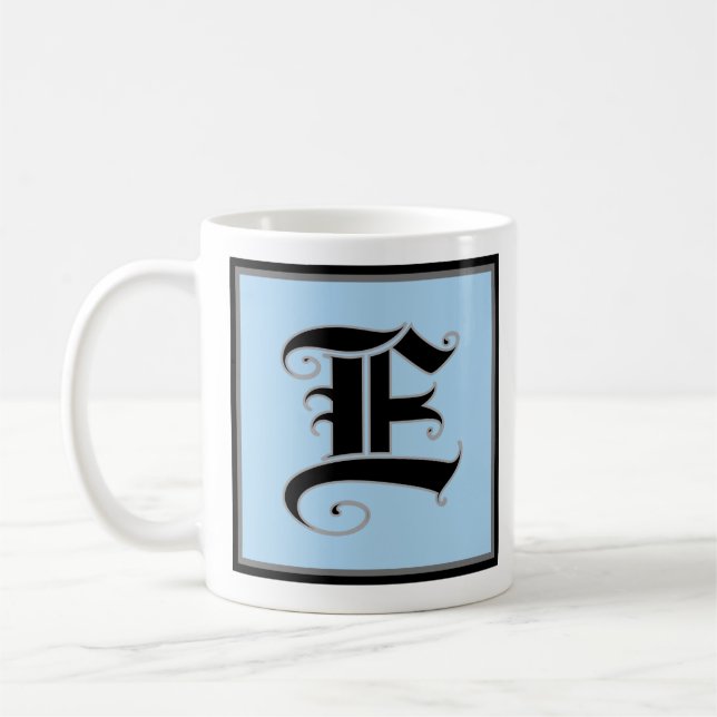 Kalligrafisk versal E Kaffemugg (Vänster)