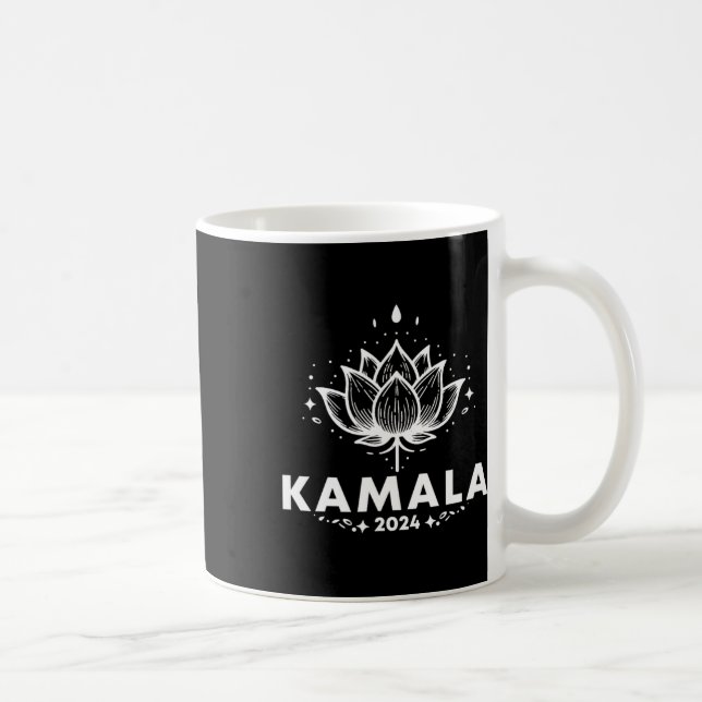 Kamala 2024 Vita Lotus  Kaffemugg (Höger)