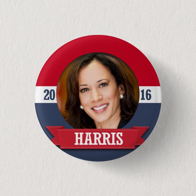 KAMALA HARRIS 2016 KNAPP (Framsida)