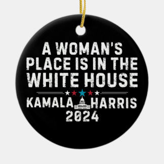 Kamala Harris 2024- A Womans Ställe ligger i Whit Julgransprydnad Keramik