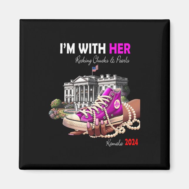 Kamala Harris 2024 Jag är med hennes Rocking Chuck Magnet (Framsidan)