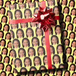Kamala Harris Anpassningsbar Ansikte Kamala Harris Presentpapper<br><div class="desc">Kamala Harris Ansikte Wrapping Papper, Byt ut ansikte mot ditt favoritfoto (se till att du får skörd så mycket som möjligt till ansikte och använda en app för att ta bort bakgrunden) och anpassa den här roliga Helgdag för julklappning Papper med din unge, make eller pojkvän på den! Även en...</div>