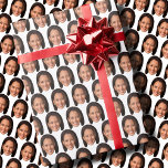 Kamala Harris Anpassningsbar Ansikte Presentpapper<br><div class="desc">Kamala Harris Anpassningsbar Ansikte Repeat Mönster, Byt ut ansikte mot ditt favoritfoto (se till att du kommer så långt till ansikte som möjligt och använda en app för att ta bort bakgrunden) och anpassa den här roliga julhälsningen skörd med din unge, Helgdag eller pojkvän på den! Även en roligt och...</div>
