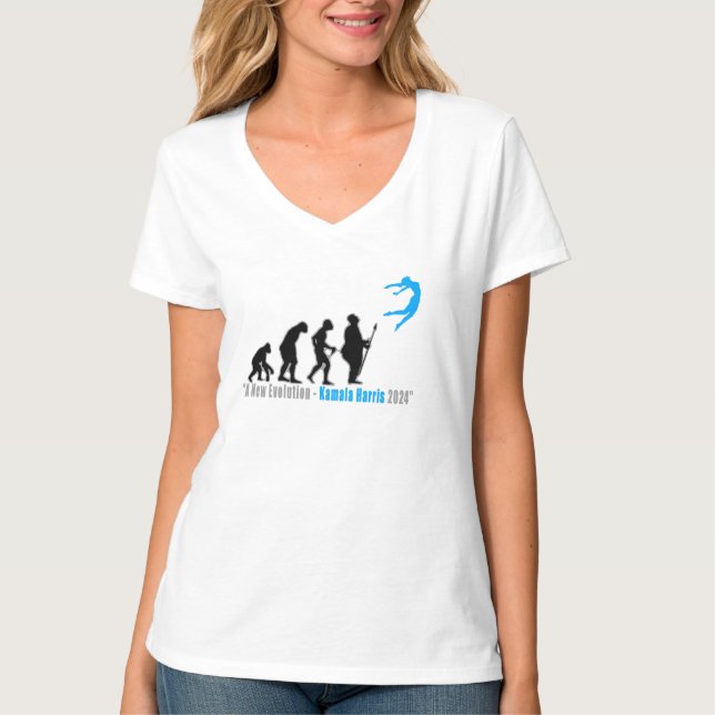 Kamala Harris Evolution Gear firar henne. T Shirt (Framsida)