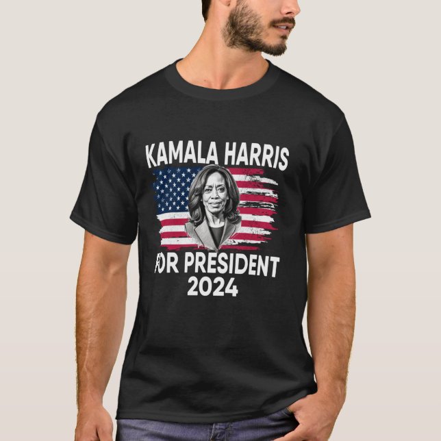 Kamala Harris För president 2024, American Flagga  T Shirt (Framsida)