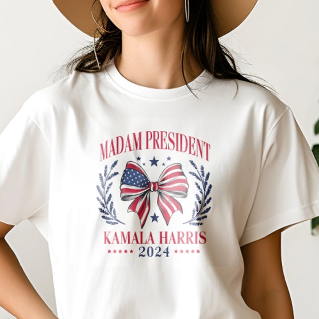 KAMALA HARRIS MADAME PRESIDENT AMERICAN BOW T SHIRT (Skapare uppladdad)