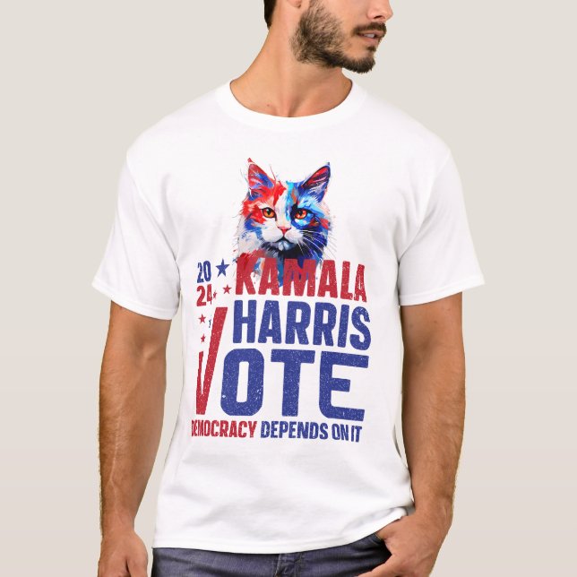 Kamala Harris Patriotic Cat T-Shirt (Framsida)