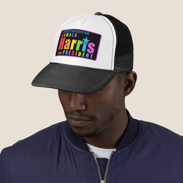 Kamala Harris Pride 2024 Merchandise Personlig Keps (In Situ)