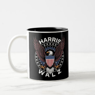 Kamala Harris Tim Walz vals 2024 års val Två-Tonad Mugg
