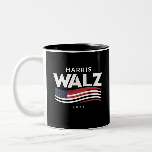 Kamala Harris Tim Walz vals 2024 års val Två-Tonad Mugg (Vänster)