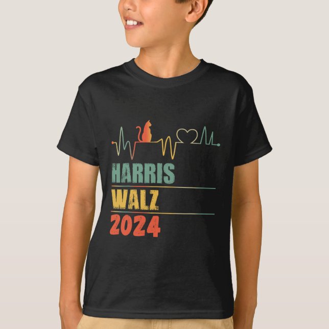 Kamala Harris Tim Walz Waltz Harris Walz Waltz 202 T Shirt (Framsida)