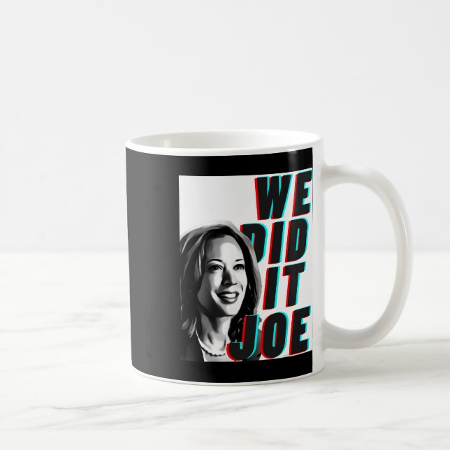 Kamala Harris &#';vi gjorde det Joe&# Modern desi Kaffemugg (Höger)