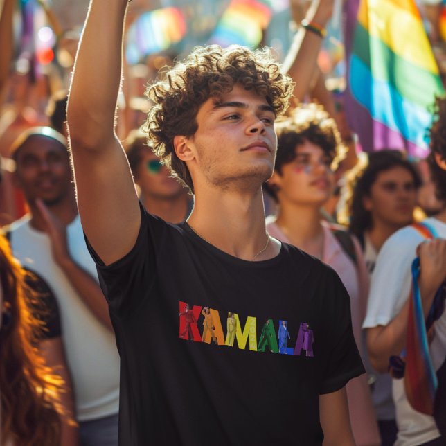 KAMALA Rainbow Pride Flagga 2024 Val T-Shirt (Skapare uppladdad)