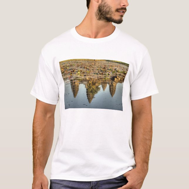 Kambodja, Angkor Wat. Reflexion av tempel Tee (Framsida)
