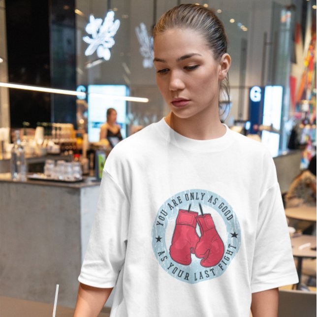 Kambodja med boxningshandskar t shirt (Skapare uppladdad)