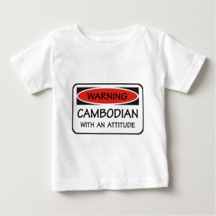 Kambodjan med en inställning tee shirt