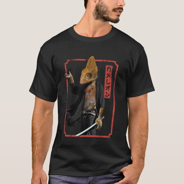 Kameleontkrigare med samurajsvärd t shirt (Framsida)