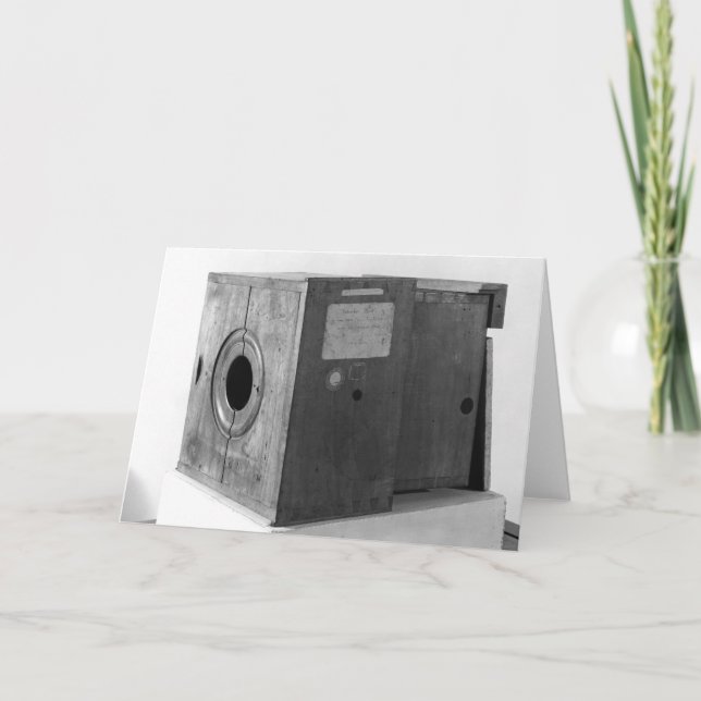 Kamera av Joseph Nicephore Niepce, c.1816-22 Kort (Framsida)