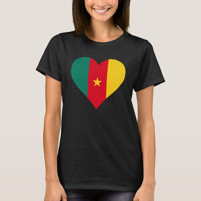 Kamerun Flagga Heart Kameroon Kärlek Kamerun T Shirt (Framsida)