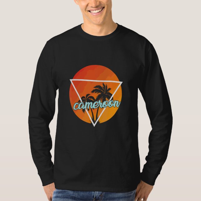 Kamerun Solformad triangel med palmer T Shirt (Framsida)