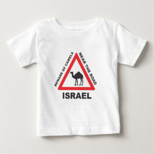 Kamlet undertecknar i Israel Tee Shirt