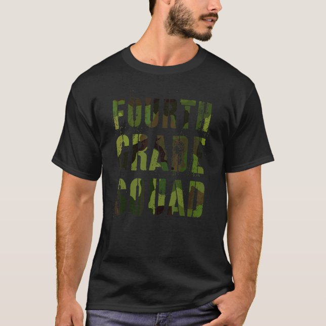 Kamouflage Fjärde Klass Trupp Lärare Hej 4:e klass T Shirt (Framsida)
