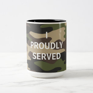 KAMOUFLAGE JAG TJÄNSTE MED STOLTHET MILITÄRA VÄPNA Två-Tonad MUGG