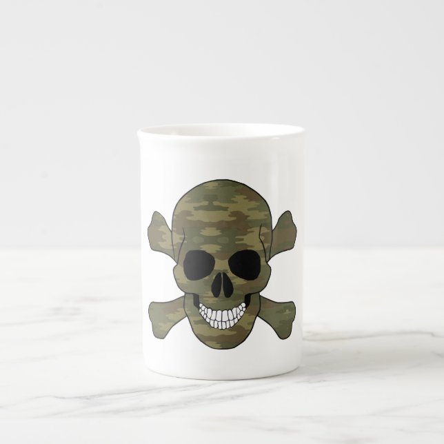 Kamouflage Skull och korsben Mugg Benporslin Mugg (Framsidan)
