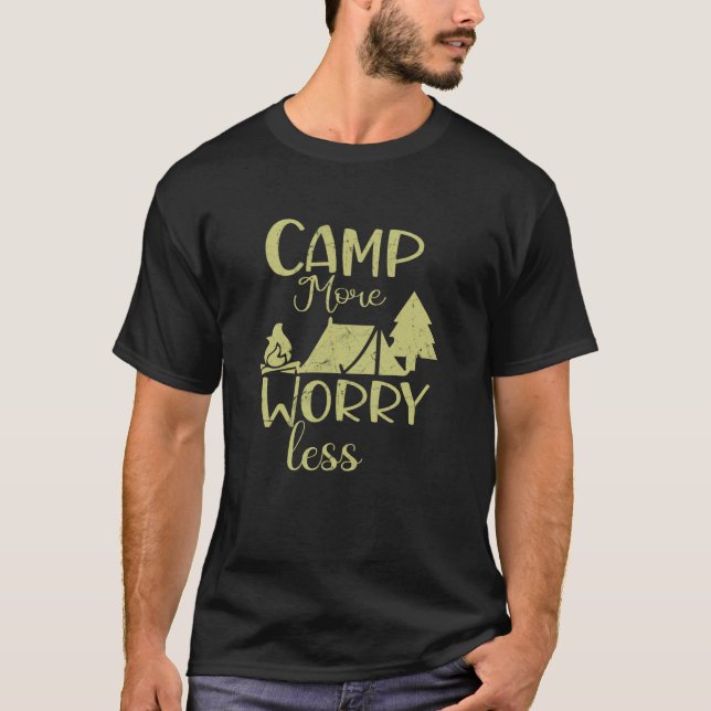 Kamp mer oroande mindre, enastående, nukleär campi t shirt (Framsida)