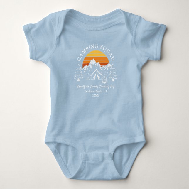 Kampanjmatchning mellan modern och fyrkantig famil t shirt (Framsida)