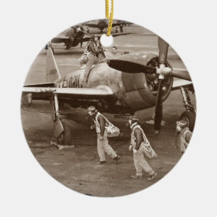 Kämpen lotsar utbildning på Thunderbolts P-47 Julgransprydnad Keramik