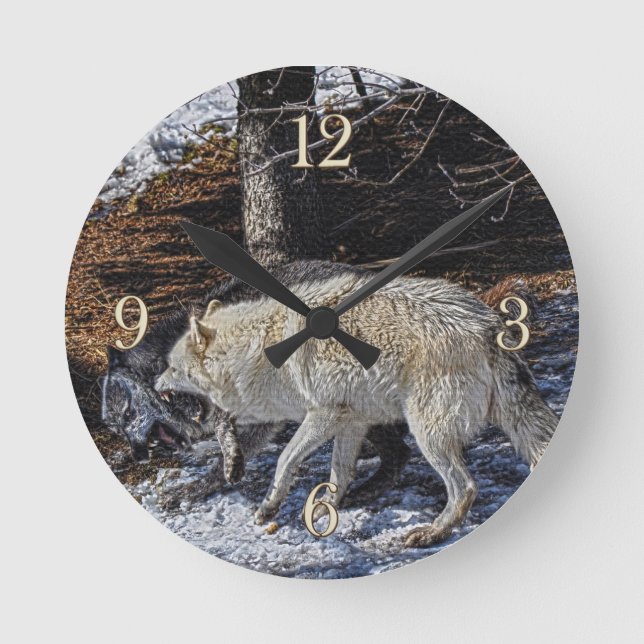 Kampen mot Grått Vargs Wildlife Clock Rund Klocka (Framsida)
