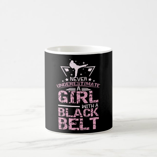Kampsport Girl Black Bälte Kaffemugg (Center)
