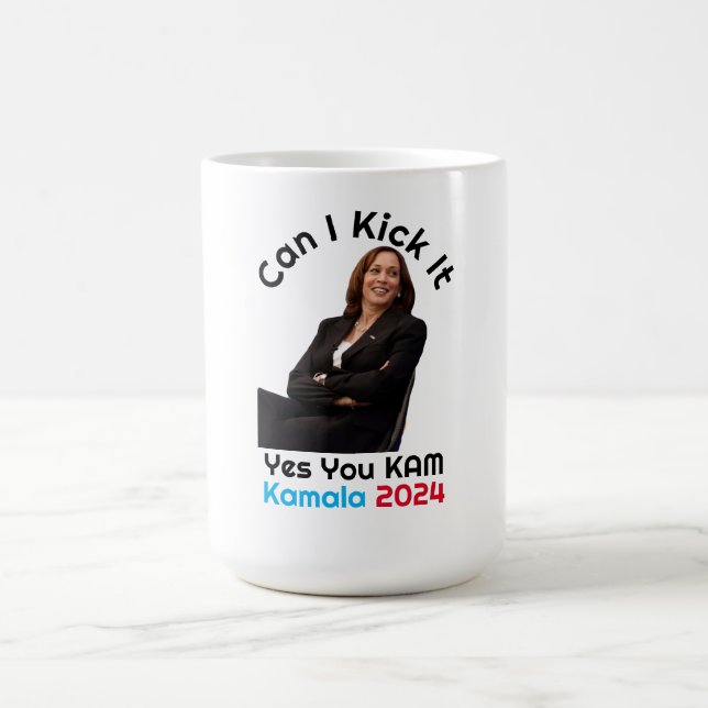 Kan jag sparka det Kamala Harris 2024 T-Shirt? Kaffemugg (Center)