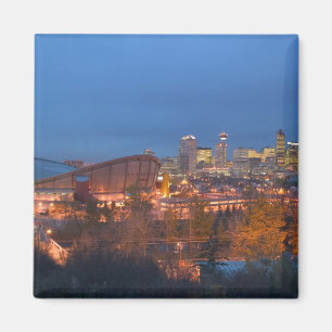 Kanada, Alberta, Calgary: City Skyline från 4 Magnet