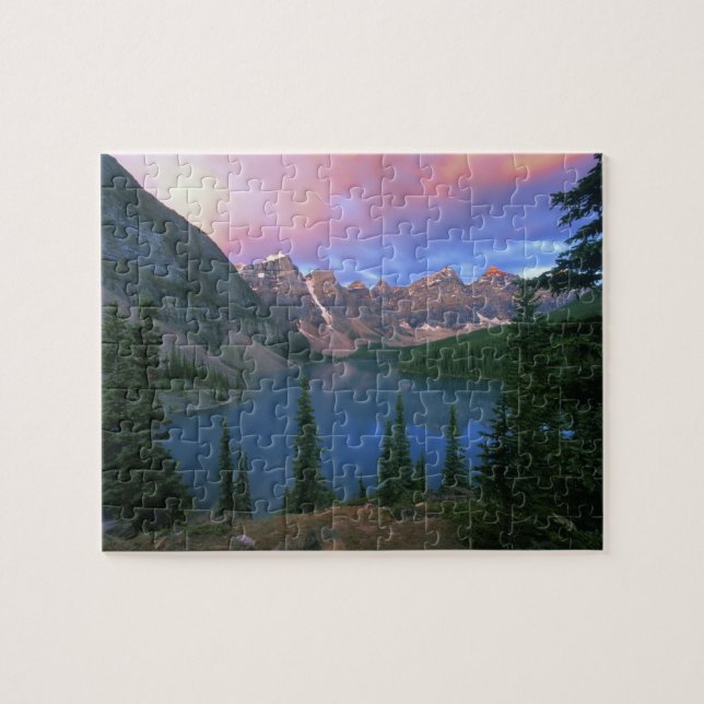 Kanada, Alberta, Lake Moraine i gryningen, Banff Pussel (Horisontell)