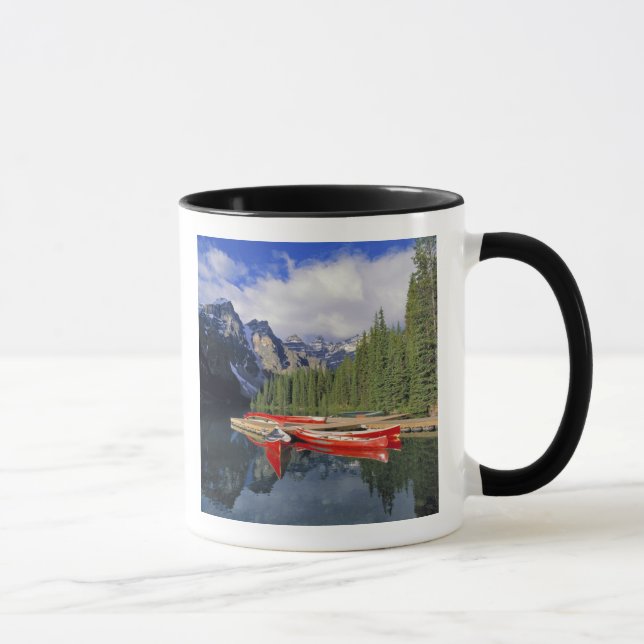 Kanada, Alberta, Moraine Lake. Den glassiga Mugg (Höger)