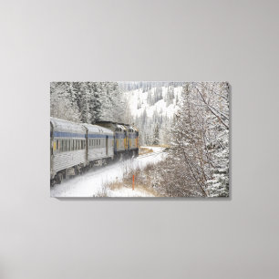 Kanada, Alberta. VIA Rail Snow Train mellan Canvastryck