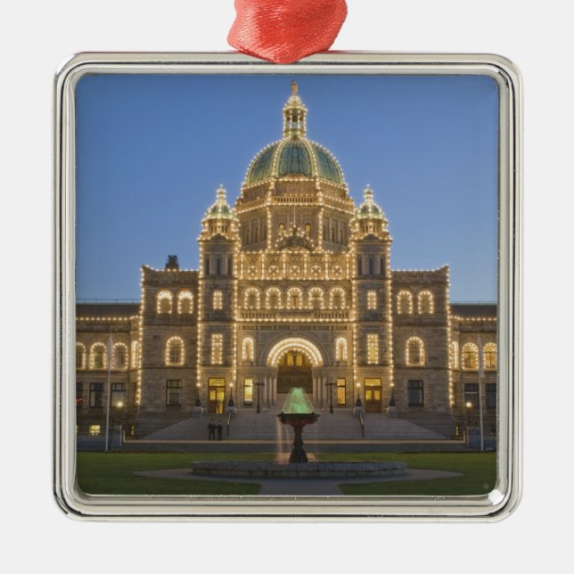 Kanada, BC, Victoria, BC Legislature Building vid Julgransprydnad Metall (Framsidan)
