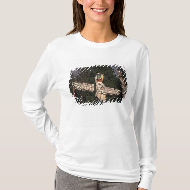 Kanada, British Columbia, Vancouver.  Infödd T Shirt (Framsida)