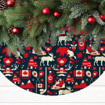 Kanada Kanada Canadian jul Winter Moose Mönster Julgransmatta Borstad Polyester<br><div class="desc">Kanada Kanadensiska julvinter Moose Mönster Brushed Polyester Träd Skirt. Vackrött och vitt vinterkanadensiskt inslag mot en marin blå bakgrund. I närheten av en älg,  julgranar,  Kanada,  flagga,  maple löv och isrockor. Perfekt för julafton och helgdagarna.</div>