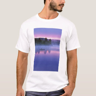 Kanada, Ontario, Algonguin Park, Kanotist på Tee