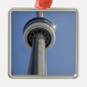 Kanada, Ontario, Toronto. Toppen av CN Tower med Julgransprydnad Metall