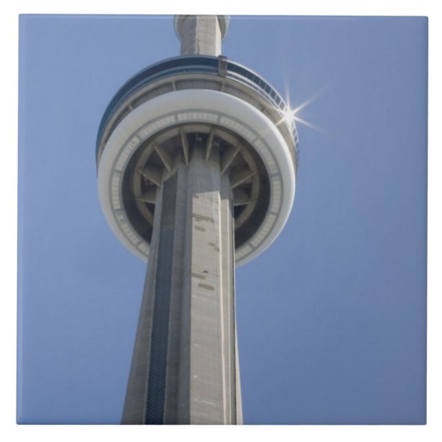 Kanada, Ontario, Toronto. Toppen av CN Tower med Kakelplatta (Framsidan)