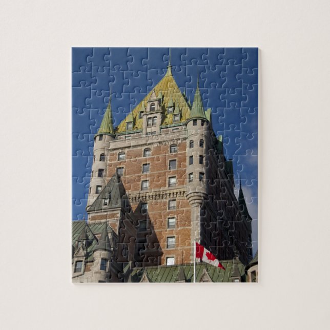 Kanada, Quebec, Quebec City. Fairmont Chateau Pussel (Vertikal)
