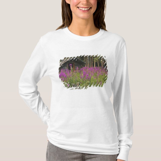 Kanada, Yukon, Ross River-området, Övergiven stuga T Shirt (Framsida)