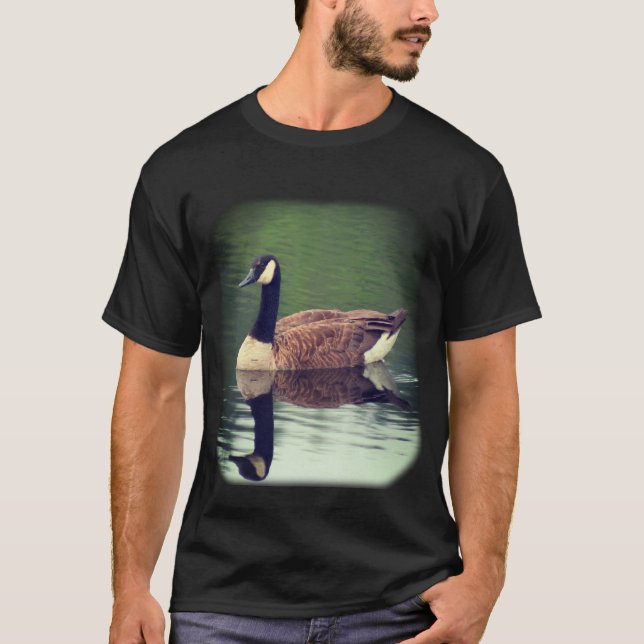 Kanadensiska Goose Reflection Nature T Shirt (Framsida)