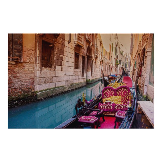 Kanal med traditionell gondola i Venedig, Italien Fototryck (Framsidan)